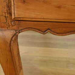 Extendable Farmhouse Table - Curved Detail - Styylish