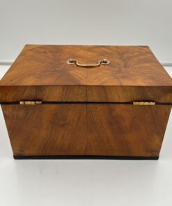 Biedermeier Box or Chest - Back Profile - Styylish