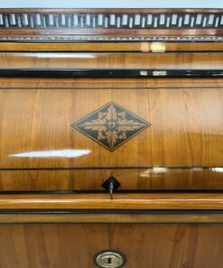 Biedermeier Roll-Top Desk - Inlay Detail - Styylish