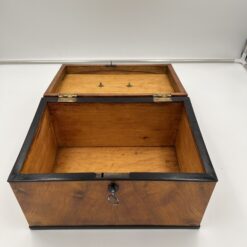 Biedermeier Box or Chest - Interior - Styylish