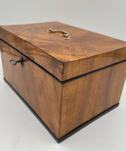 Biedermeier Box or Chest - Side - Styylish