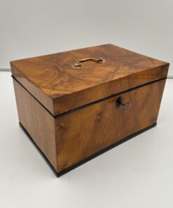 Biedermeier Box or Chest - Side Profile - Styylish