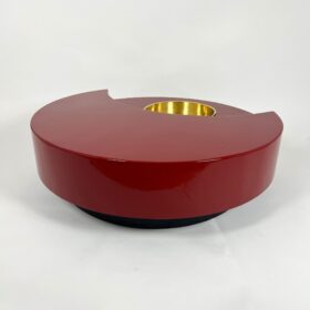 Willy Rizzo Coffee Table 'TRG', Red Lacquer and Brass, Italy, 1969