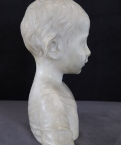 Sculpture in White Marble - Side Profile - Styylish
