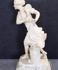 Marble Sculpture - Side Profile - Styylish