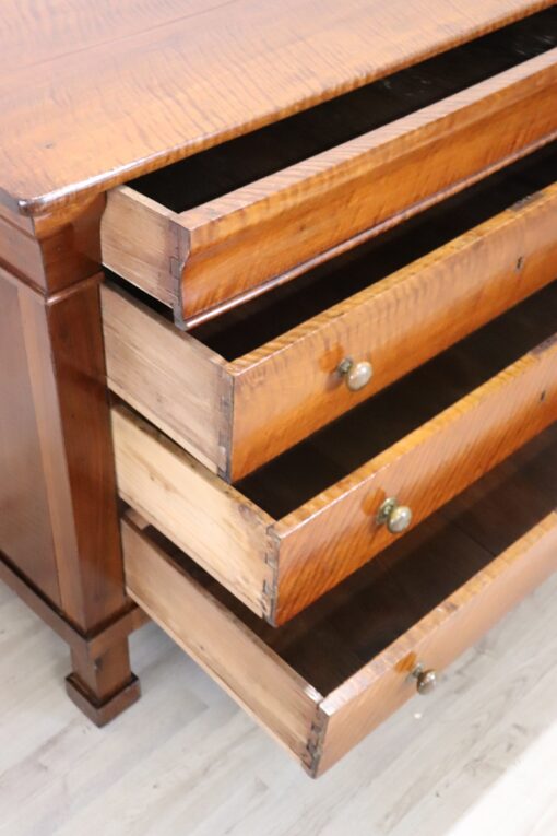 Italian Chest of Drawers - Drawer Open - Styylish