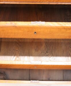 Italian Chest of Drawers - Drawer Interior Detail - Styylish