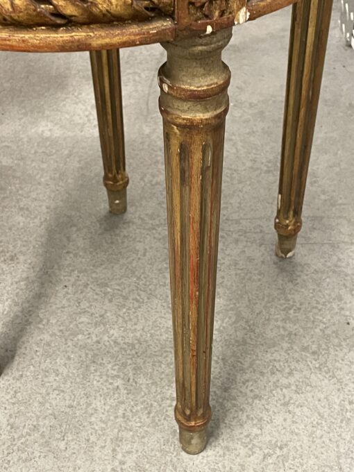 Oval Gilt Wood Side Table- leg- Styylish