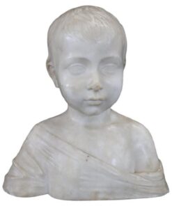 Sculpture in White Marble - Styylish