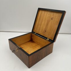 Biedermeier Box Walnut Horn - Interior - Styylish